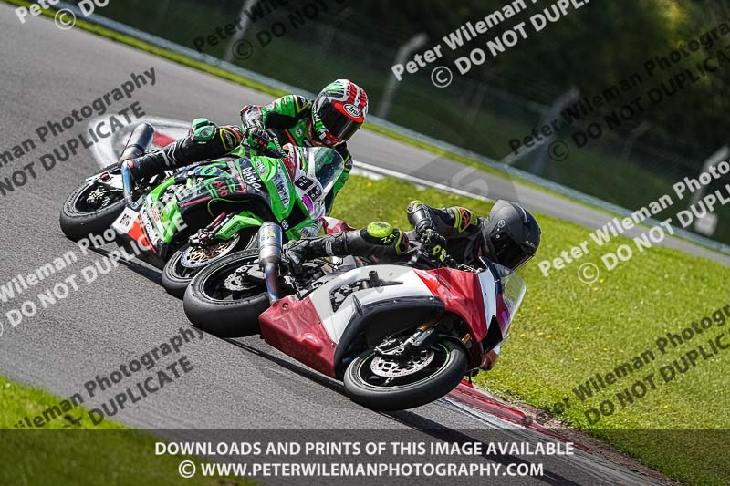 donington no limits trackday;donington park photographs;donington trackday photographs;no limits trackdays;peter wileman photography;trackday digital images;trackday photos